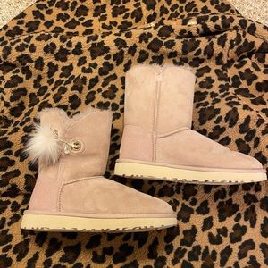 UGG BOOTS IRINA SIZE 8